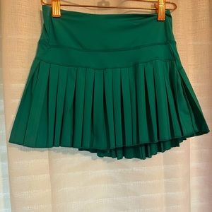Gold hinge skirt
